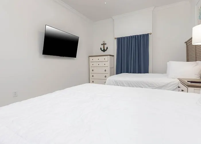 Phoenix Gulf Towers 2503 Apartment